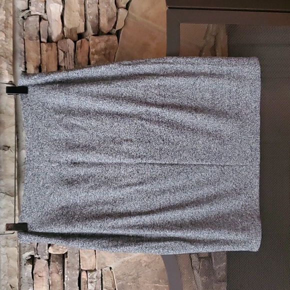 J Jill Wearever Collection Smooth Fit Pencil Skirt - Picture 3 of 5